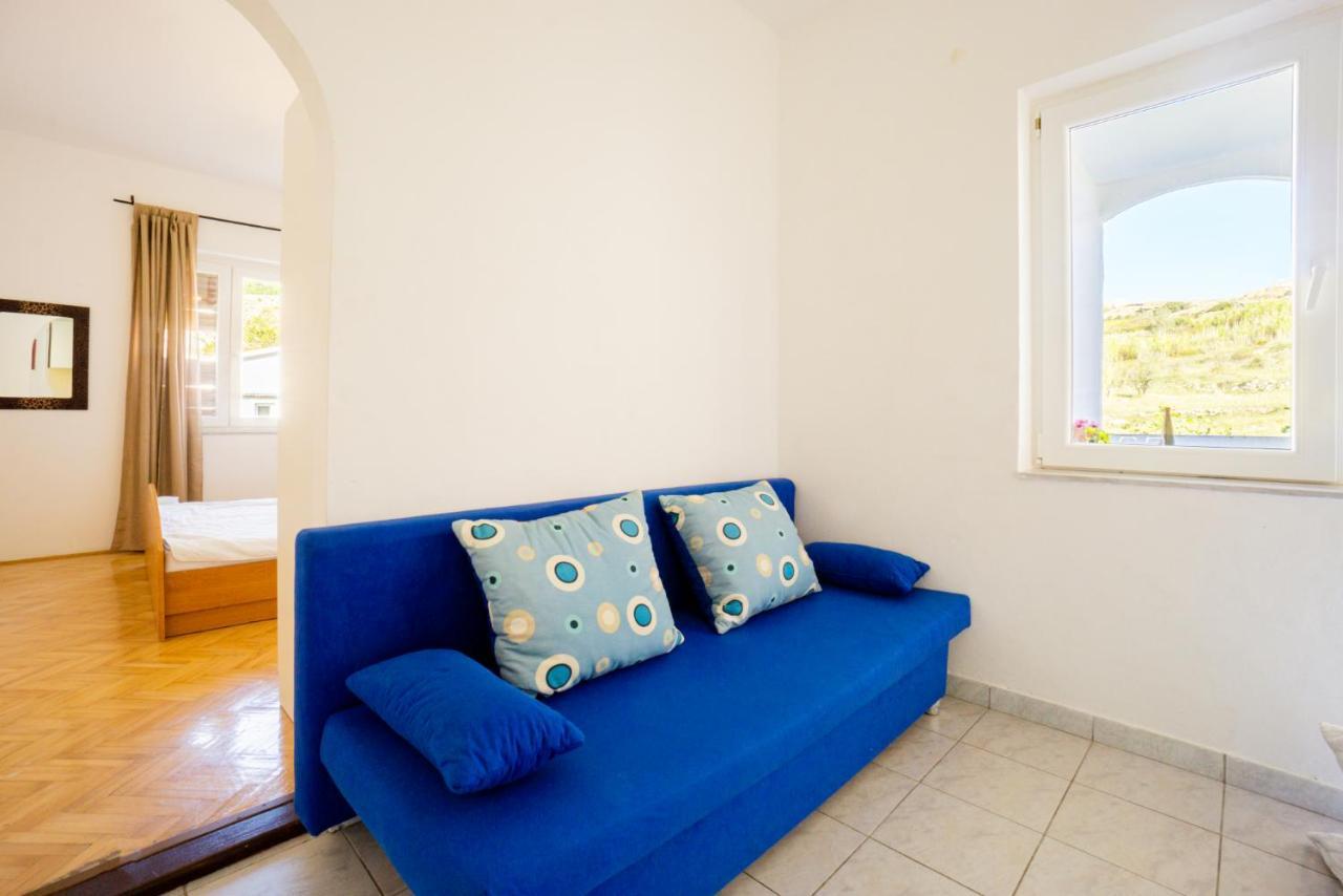 Kob Orog Good Location With Sea Views And Modern Decor Apartment Metajna Exterior photo