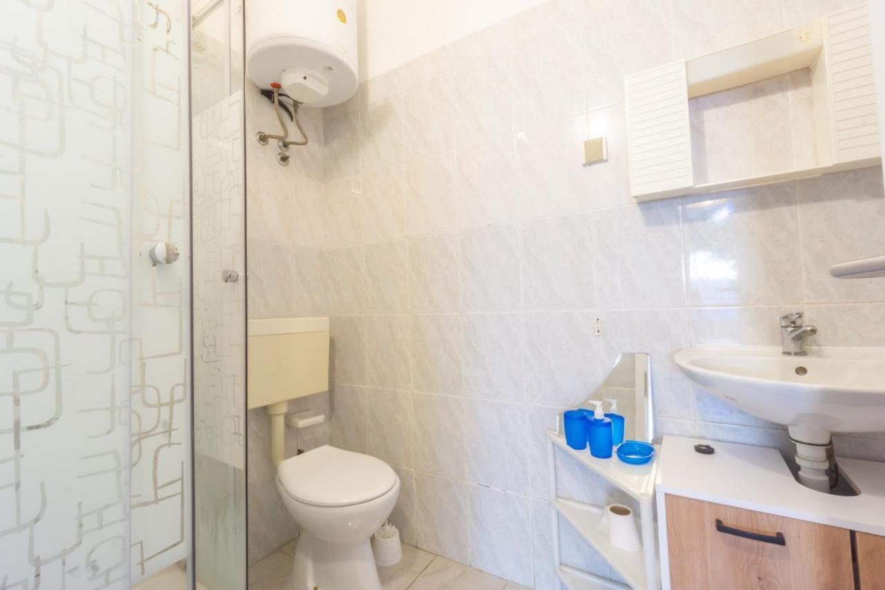 Kob Orog Good Location With Sea Views And Modern Decor Apartment Metajna Exterior photo