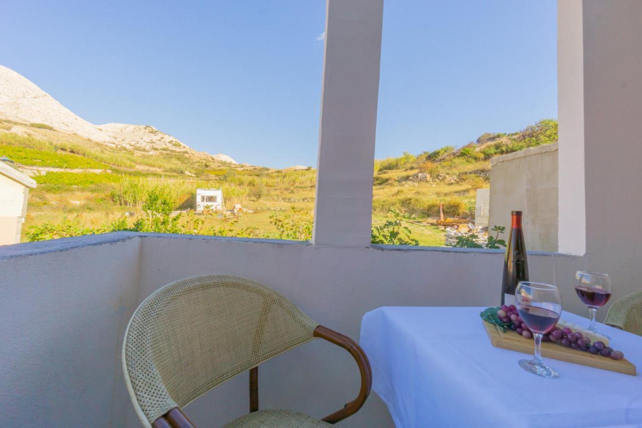 Kob Orog Good Location With Sea Views And Modern Decor Apartment Metajna Exterior photo