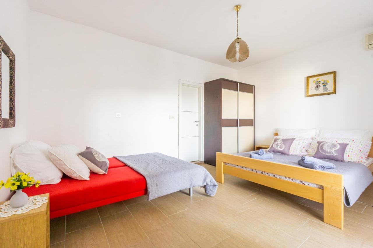 Kob Orog Good Location With Sea Views And Modern Decor Apartment Metajna Exterior photo