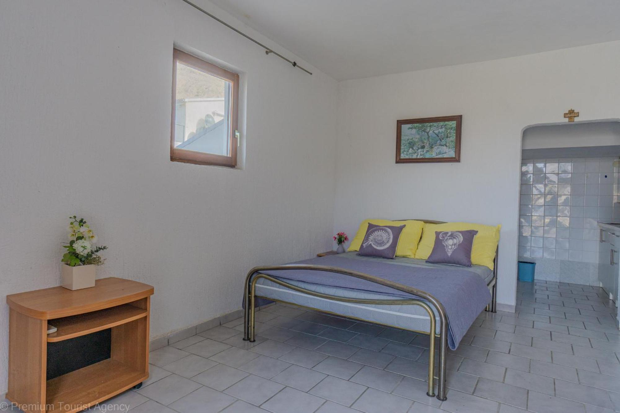 Kob Orog Good Location With Sea Views And Modern Decor Apartment Metajna Exterior photo