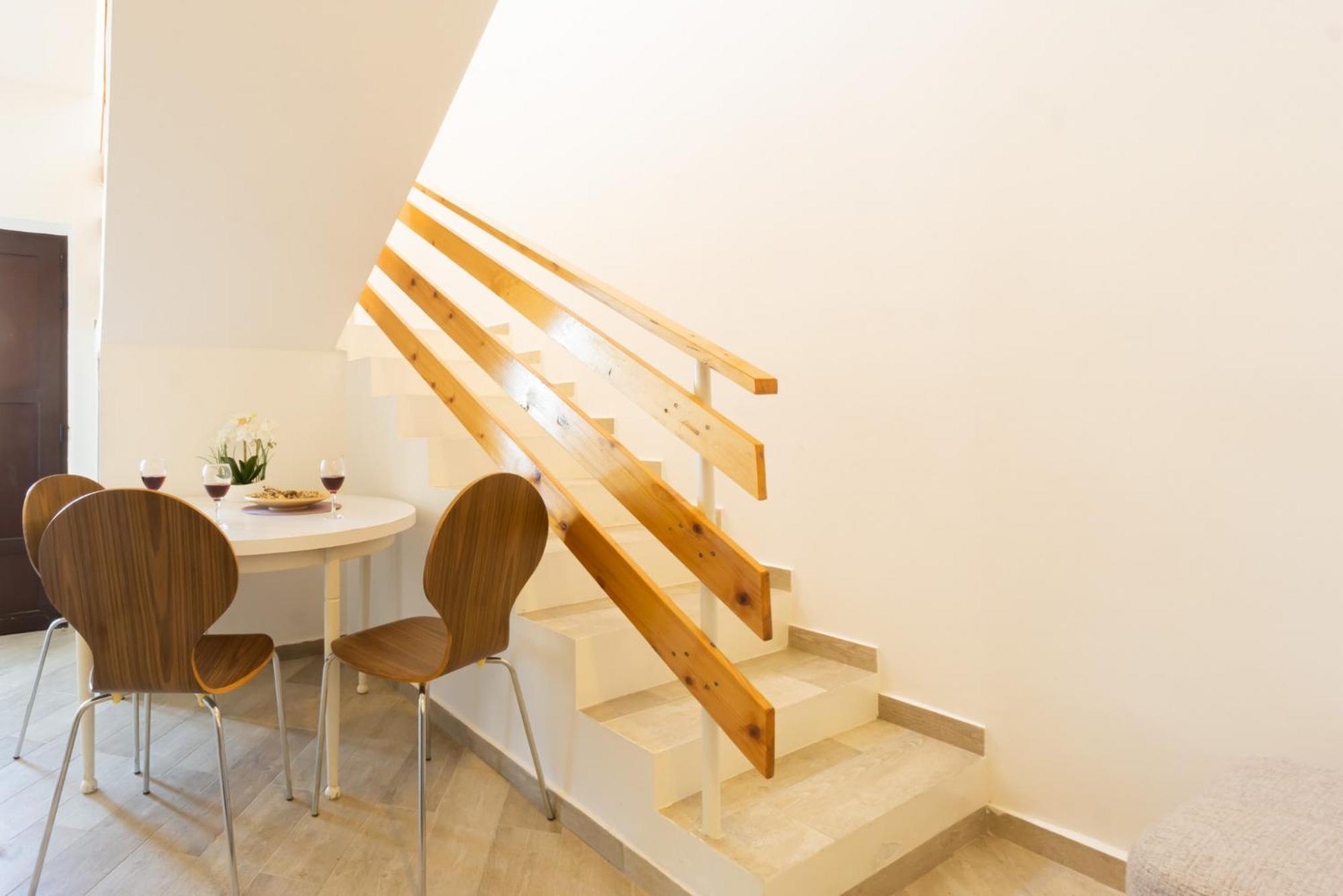 Kob Orog Good Location With Sea Views And Modern Decor Apartment Metajna Room photo