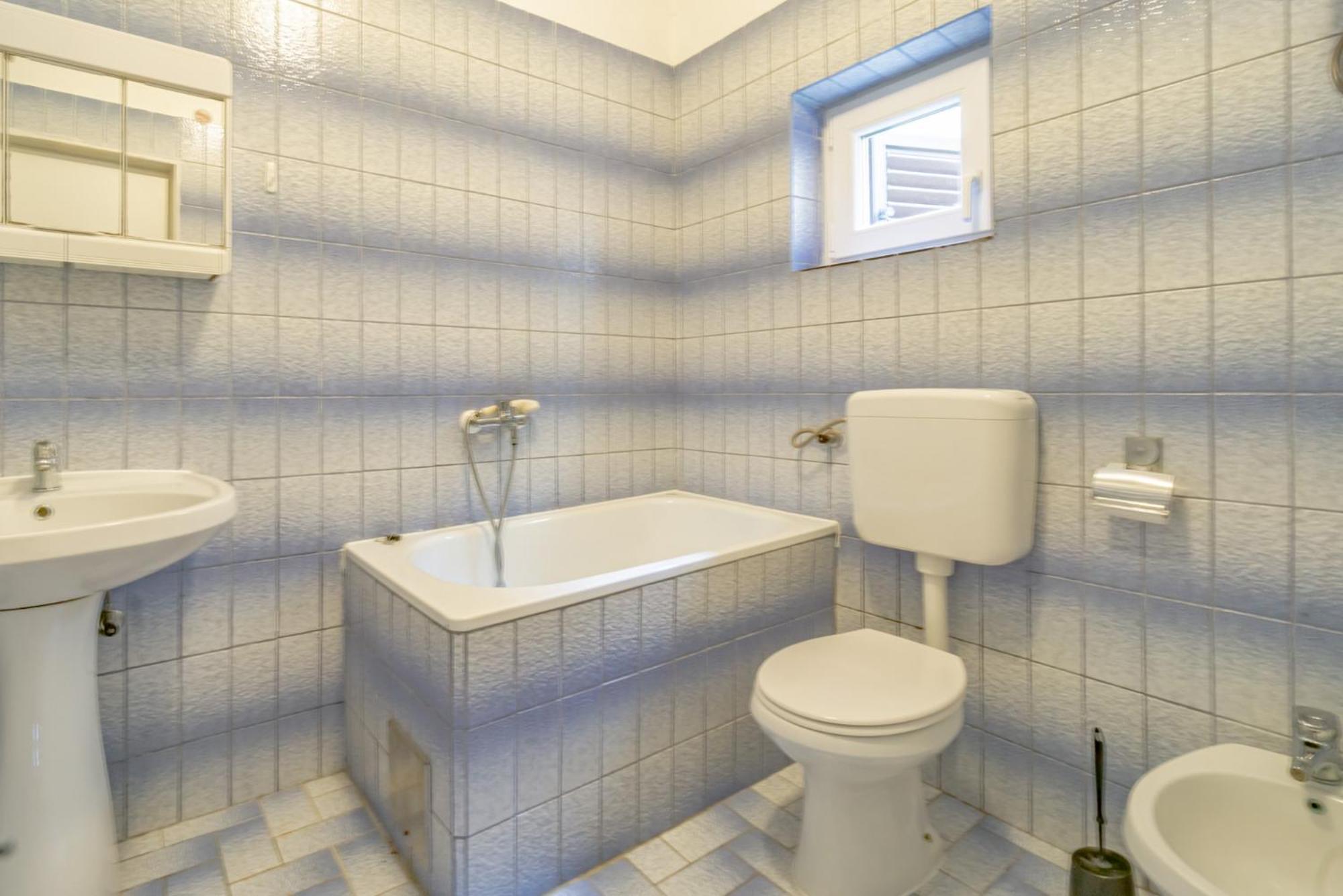 Kob Orog Good Location With Sea Views And Modern Decor Apartment Metajna Room photo